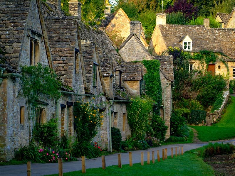 Cotswolds – Miền Quê Nước Anh Đẹp Như Tranh Vẽ Hút Hồn Du Khách Cotswolds – Miền Quê Nước Anh Đẹp Như Tranh Vẽ Hút Hồn Du Khách